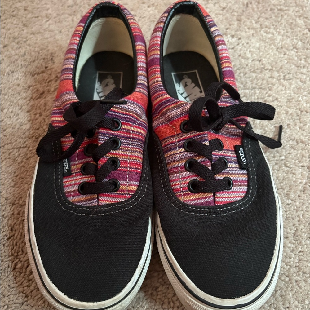 Women’s Vans - Picture 5 of 5